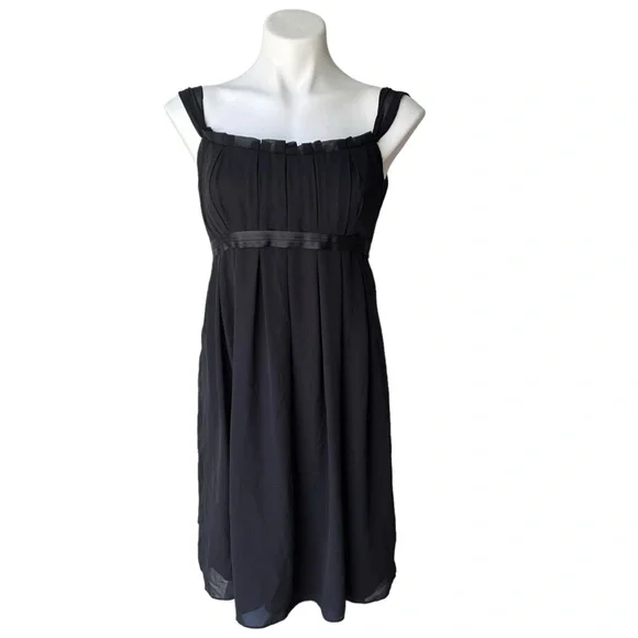 Vera Wang | Dresses | Vera Wang Maids Empire Waist Pleated Black Chiffon  Dress Sz 8 | Poshmark